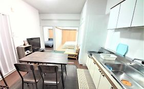 Near Tram Apartment Okayama